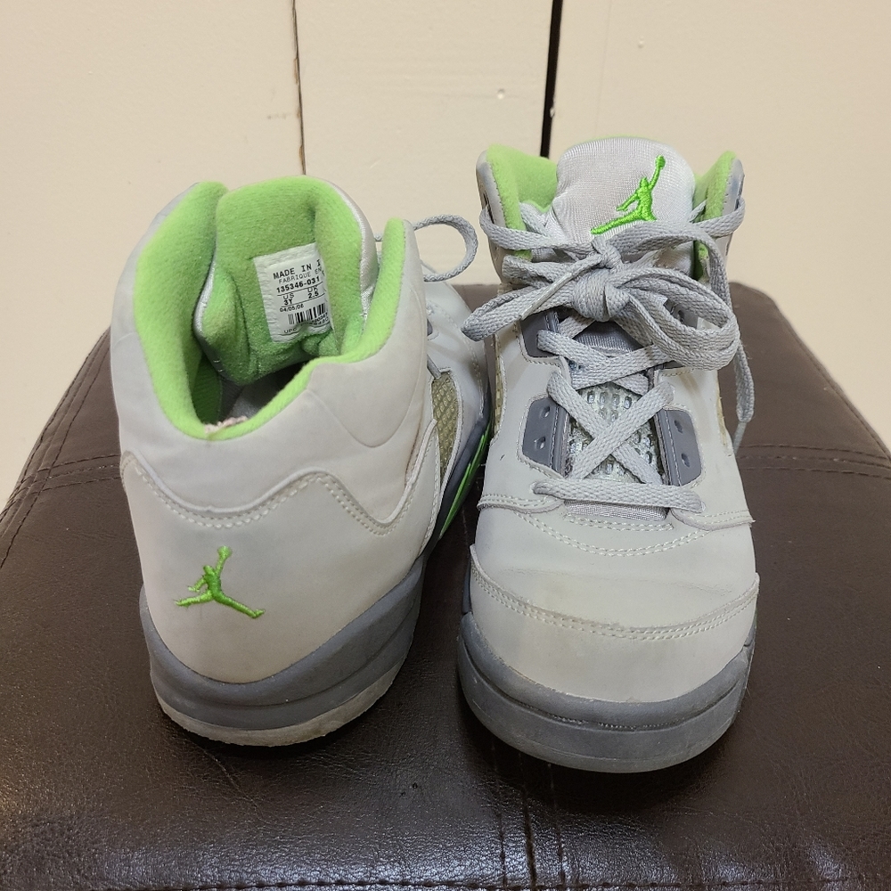 Jordan 5 Grey and Green Size 3 Unisex